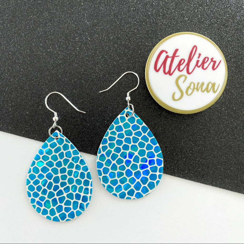 Sparkly Pebble Print Tear Drop Earrings - Teal 15$